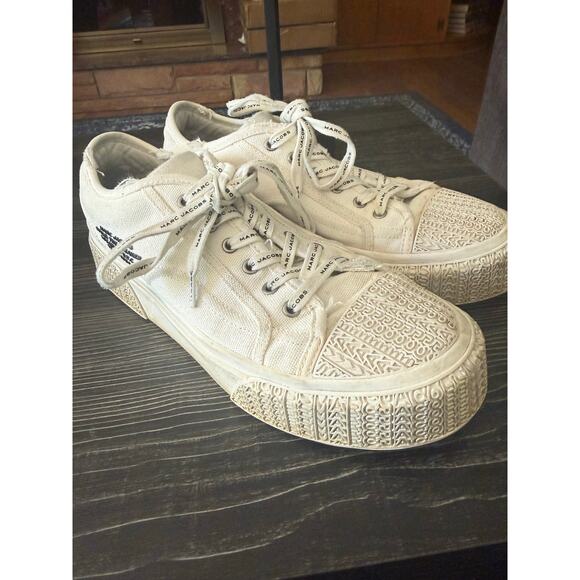 Marc Jacobs “The Sneaker” Distressed White Canvas Shoe Sz. 41 - Picture 3 of 9